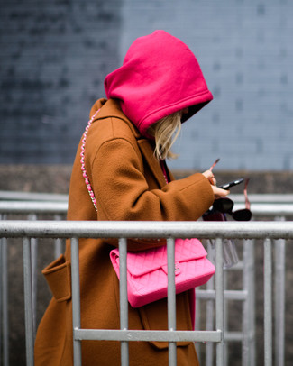 Hot Pink Quilted Leather Crossbody Bag Outfits: Teaming a tobacco coat with a hot pink quilted leather crossbody bag is an on-point pick for a relaxed yet chic ensemble.