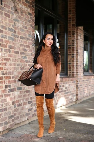 Black and Tan Leather Tote Bag Outfits: 