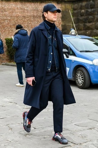 Navy Trenchcoat Outfits For Men: A navy trenchcoat and navy chinos paired together are a match made in heaven for those who appreciate smart casual styles. To give your overall ensemble a more laid-back spin, introduce a pair of charcoal athletic shoes to this look.