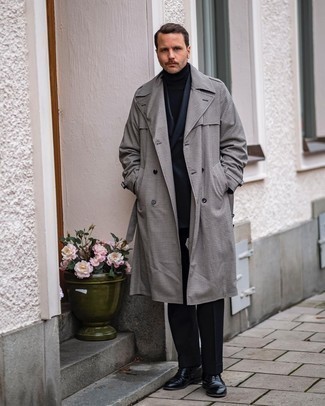 Grey Trenchcoat Outfits For Men: Hard proof that a grey trenchcoat and a navy suit look awesome when worn together in a refined ensemble for today's gentleman. When it comes to shoes, this look pairs perfectly with black leather oxford shoes.