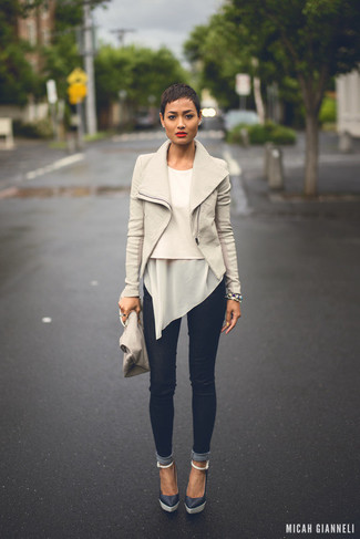 Silver Leather Clutch Outfits: 