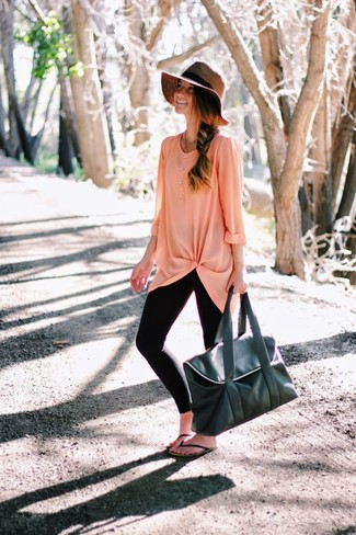 Pink Tunic with Leggings Outfits (2 ideas & outfits)