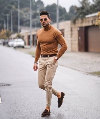 Brown Turtleneck Outfits For Men: This off-duty combination of a brown turtleneck and beige chinos comes to rescue when you need to look laid-back and cool but have no extra time to spare. Not sure how to complete this outfit? Rock dark brown suede tassel loafers to smarten it up.