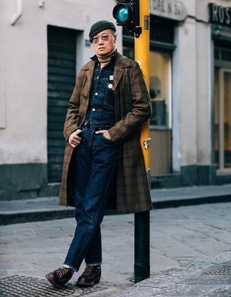 Beige Turtleneck Outfits For Men: 