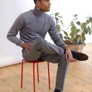 Charcoal Wool Dress Pants Outfits For Men: Marrying a grey turtleneck with charcoal wool dress pants is a smart pick for a classic and refined ensemble. We're loving how a pair of dark brown suede loafers makes this look whole.