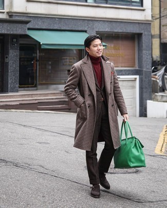 Burgundy Turtleneck with Overcoat Outfits: 