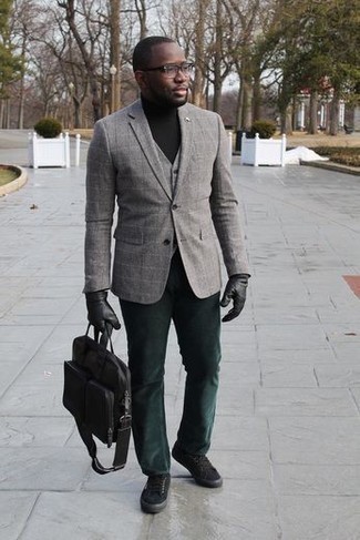 Grey Waistcoat with Turtleneck Outfits: 