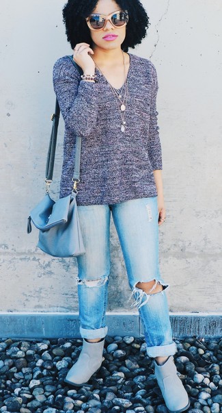 Violet V-neck Sweater Outfits For Women: 