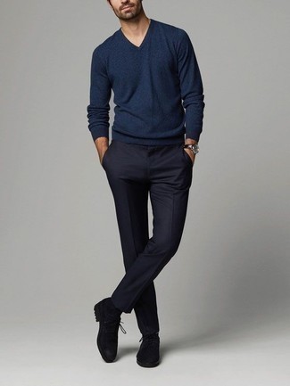 Black Suede Derby Shoes Outfits: Go for a pared down but laid-back and cool choice combining a navy v-neck sweater and navy chinos. Go off the beaten track and switch up your ensemble by rounding off with a pair of black suede derby shoes.