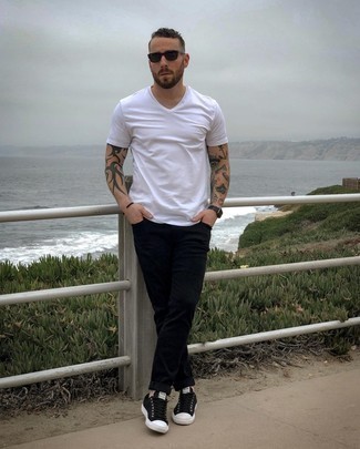 Black Jeans with White V-neck T-shirt Outfits For Men: A white v-neck t-shirt and black jeans are great menswear staples to have in the off-duty part of your wardrobe. Complement this outfit with black and white canvas low top sneakers and ta-da: the outfit is complete.