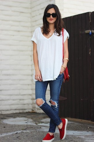 Women's White V-neck T-shirt, Blue Ripped Skinny Jeans, Red Slip-on Sneakers, Red Leather Crossbody Bag