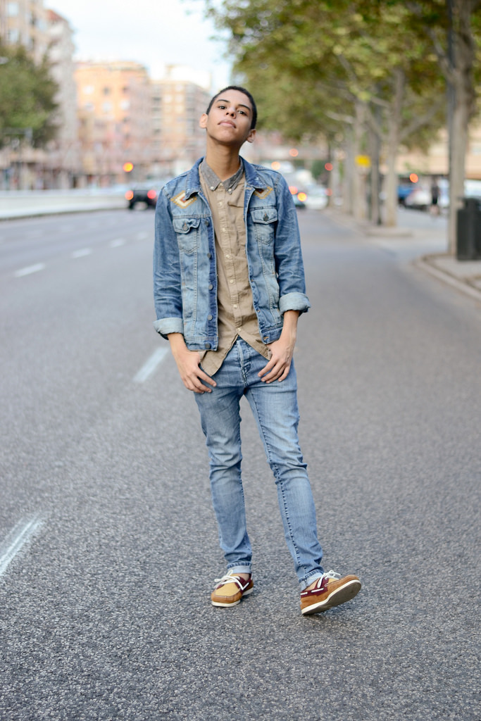 sperry boat shoes with jeans