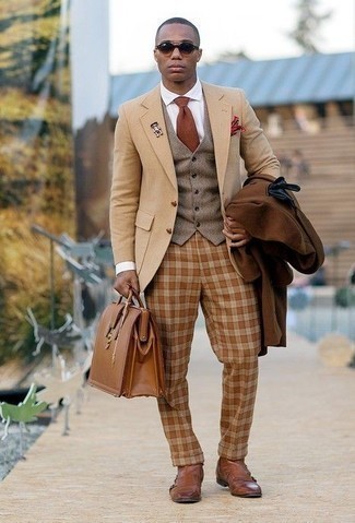 Red Pocket Square Winter Outfits: 