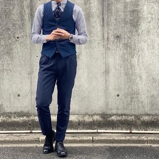 Navy Canvas Watch Outfits For Men: If you're in search of an off-duty but also seriously stylish ensemble, try teaming a navy waistcoat with a navy canvas watch. Go ahead and add a pair of black leather oxford shoes to the mix for a hint of refinement.