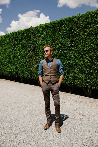 Dark Brown Wool Waistcoat Outfits: This classy combo of a dark brown wool waistcoat and dark brown dress pants is a popular choice among the sartorial-savvy men. If you wish to effortlessly tone down this look with one item, complement this look with a pair of brown leather oxford shoes.
