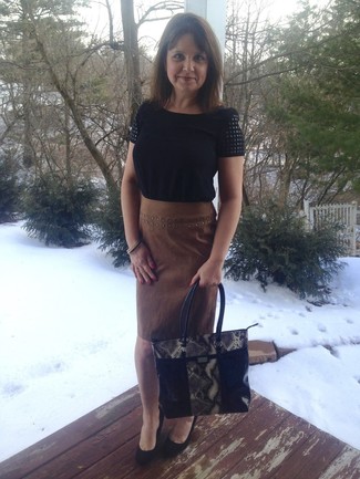 Brown Suede Pencil Skirt Outfits: 