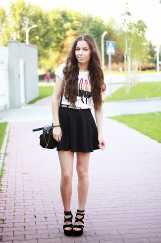 White and Black Print Crew-neck T-shirt Outfits For Women: 