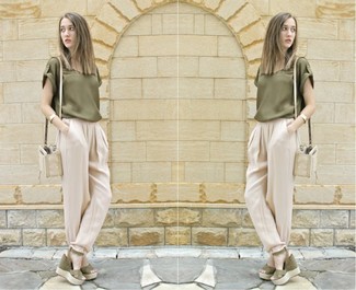 Olive Short Sleeve Blouse Outfits: 