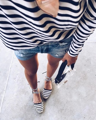 White and Black Horizontal Striped Canvas Tote Bag Outfits: 
