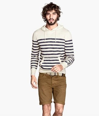 White and Black Horizontal Striped Hoodie Outfits For Men: A white and black horizontal striped hoodie and brown denim shorts are a nice pairing that will easily take you throughout the day and into the night.