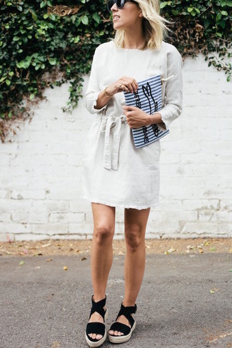 White and Blue Vertical Striped Canvas Clutch Outfits: 