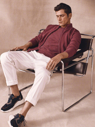 Burgundy Crew-neck T-shirt Outfits For Men: 