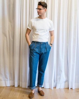 White Crew-neck T-shirt with Dark Brown Suede Loafers Smart Casual Outfits For Men: To achieve a casual look with a clear fashion twist, pair a white crew-neck t-shirt with blue jeans. Feeling transgressive today? Dress up this outfit by rocking dark brown suede loafers.