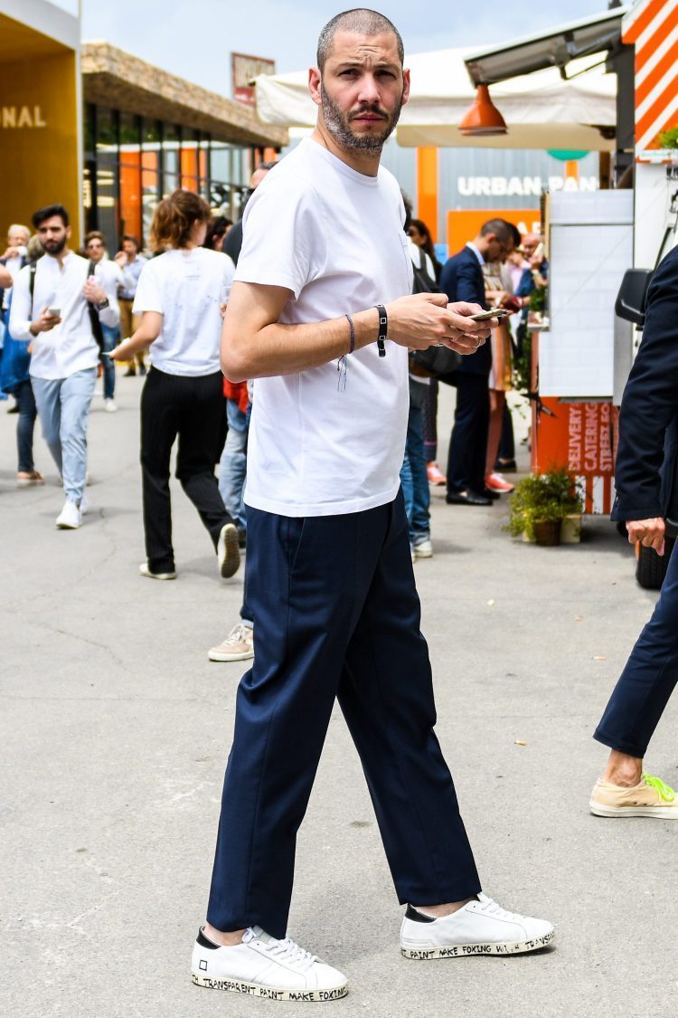 Men's Grey Print Crew-neck T-shirt, Black Chinos, White Low Top Sneakers,  Blue Sunglasses | Lookastic