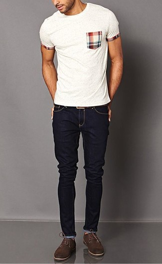 Tobacco Suede Derby Shoes Outfits: A white crew-neck t-shirt and navy jeans are the kind of a tested casual look that you need when you have no time to dress up. On the fence about how to complement this ensemble? Rock a pair of tobacco suede derby shoes to amp it up.