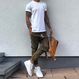 Olive Sweatpants Outfits For Men: Pair a white crew-neck t-shirt with olive sweatpants if you're hunting for a look idea for when you want to look casual and cool. We're loving how this whole ensemble comes together thanks to a pair of white leather high top sneakers.
