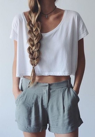 Grey Shorts Outfits For Women (51 ideas & outfits)