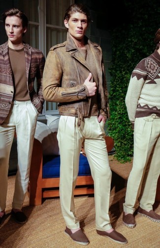 Dark Brown Leather Biker Jacket Outfits For Men: 