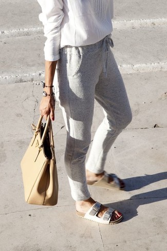 Grey Sweatpants Outfits For Women: 