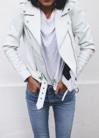 White Leather Biker Jacket Outfits For Women: A white leather biker jacket and blue skinny jeans are a nice ensemble worth having in your current repertoire.
