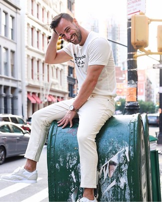 Beige Skinny Jeans Hot Weather Outfits For Men: 