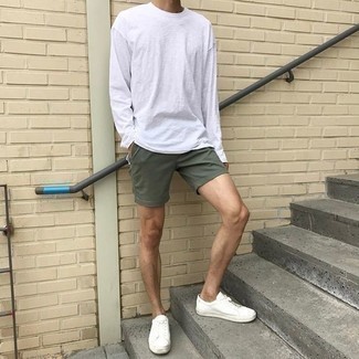 White Long Sleeve T-Shirt with Dark Green Shorts Outfits For Men