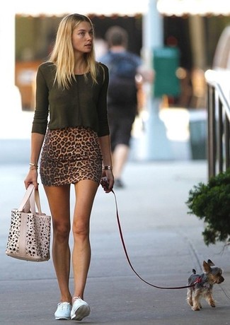 Brown Leopard Mini Skirt Outfits: 