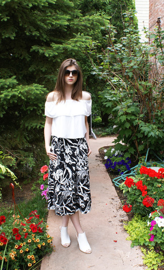 Black Floral Midi Skirt Summer Outfits: 