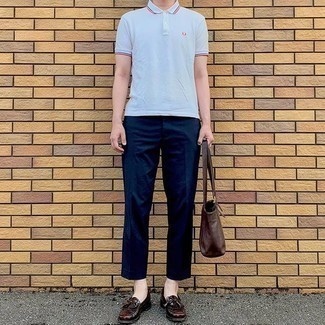 Dark Brown Fringe Leather Loafers Outfits For Men: Look stylish yet comfortable by opting for a white polo and navy chinos. To bring some extra fanciness to this ensemble, complete this ensemble with dark brown fringe leather loafers.