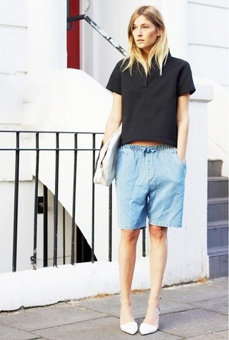 Light Blue Denim Shorts Outfits For Women: 