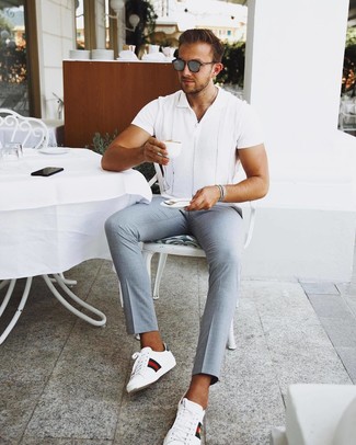 Aquamarine Chinos Outfits: A white short sleeve shirt and aquamarine chinos combined together are a perfect match. Let your styling credentials really shine by rounding off this ensemble with a pair of white print leather low top sneakers.