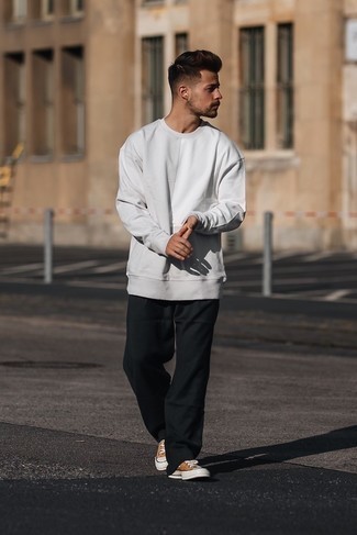 White Sweatshirt with Black Chinos Outfits (22 ideas & outfits) | Lookastic