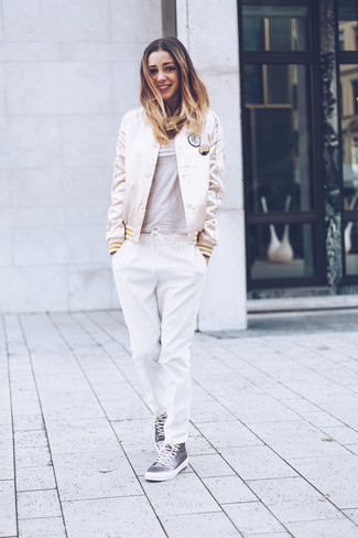 Beige Bomber Jacket Outfits For Women: 