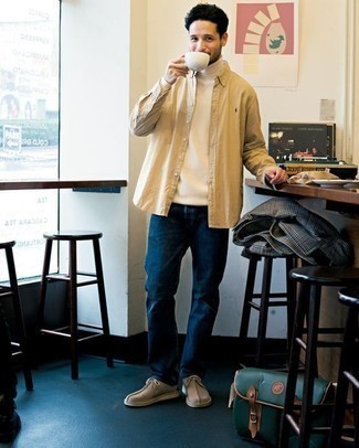 Tan Suede Derby Shoes Outfits: A white wool turtleneck and navy jeans have cemented themselves as true wardrobe heroes. For something more on the smart end to finish your look, introduce tan suede derby shoes to the equation.