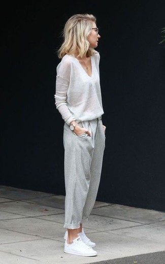 Grey Tapered Pants Outfits For Women (45 ideas & outfits)