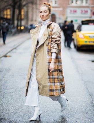 Tan Plaid Trenchcoat Outfits For Women: 