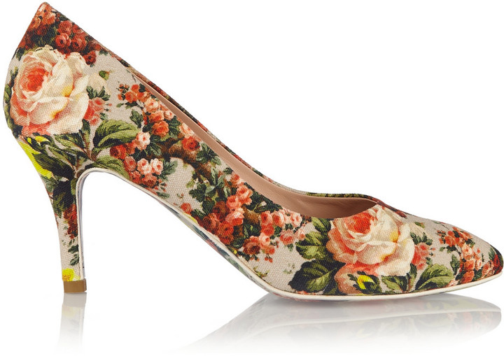 GUESS by Marciano Amy Floral-Print Pump ($96) ❤ liked on Polyvore featuring  shoes, pumps, heels, flower print shoe… | Floral shoes, Floral pumps, Floral  print shoes