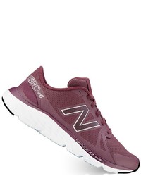New Balance 690 V4 Running Shoes