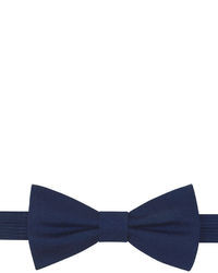 Tommy Hilfiger Pre Tied Solid Bow Tie
