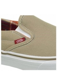 Vans Unisex Classic Slip On Sneaker